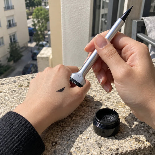 Tampon Eyeliner Symétrique — photo d'un client 2